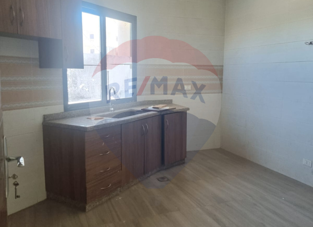 R9-1302 Special 180m for sale in Nakhle - Koura! — Photo 3 of 3
