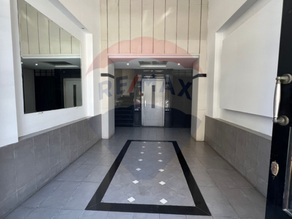 R9-1332 Sea view 205m Apartment for sale in Mina street - Tripoli! — Photo 5 of 12