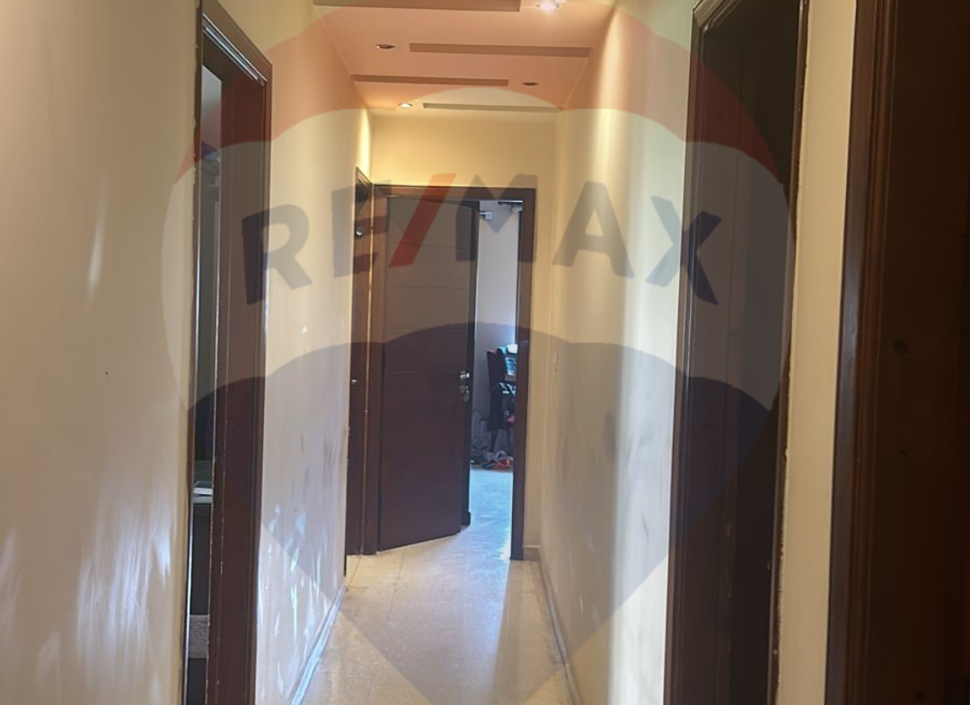 R9-1325  Relocate into a comfortable 220m residence in Dam & farez - Tripoli! — Photo 7 of 13