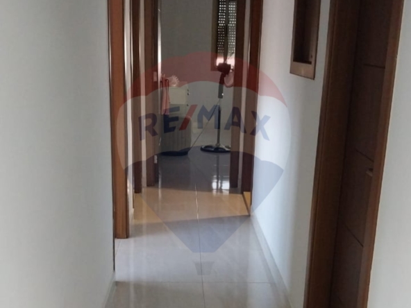 R9-1675 Apartment for Sale in Abou Samra, Sekkeh Bayda – 140 sqm First-Floor Unit — الصورة 3 من 7
