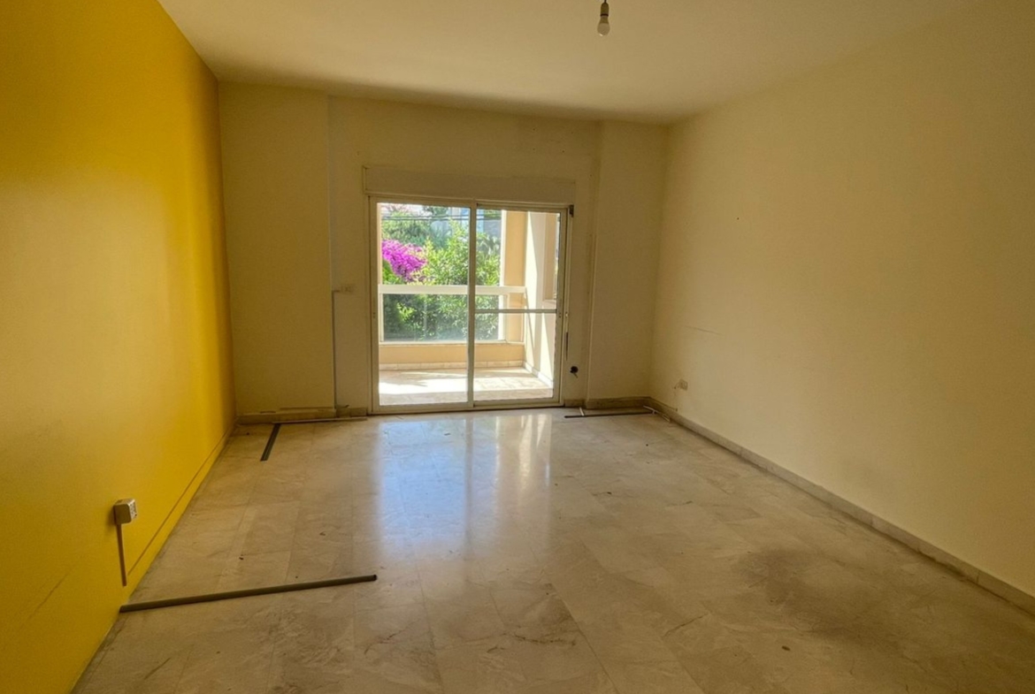 R9-1632 Apartment for Rent in Dam Wel Farez, Zone D – First Floor Luxury — Photo 3 of 6