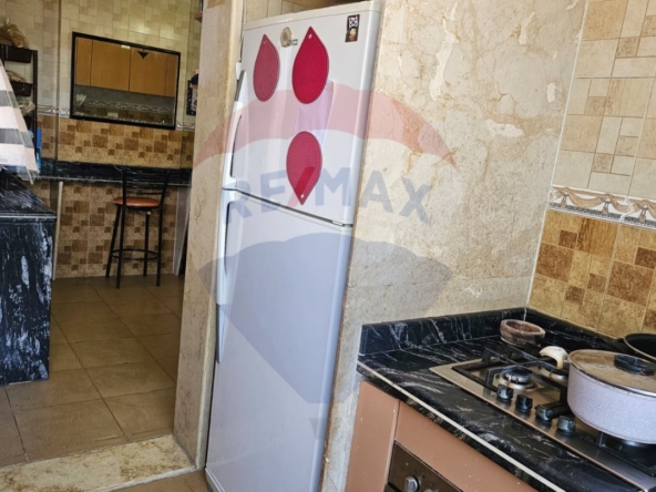 R9-1458  App For Sale In Tripoli Beddawi! — Photo 4 of 7