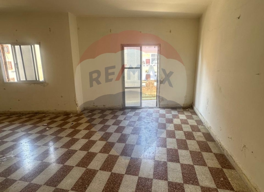 R9-1586   Apartment for Sale in Tripoli/Mina! — Photo 4 of 4
