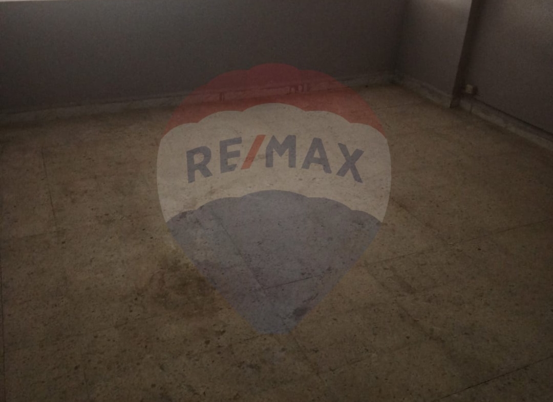 R9-1421 Store for Sale in Azmi-Tripoli! — Photo 3 of 3