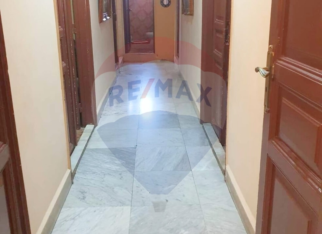 R9-1679 Apartment for Sale on Ajam Street, Sahat El Koura – 200 sqm Second-Floor Unit — الصورة 4 من 7