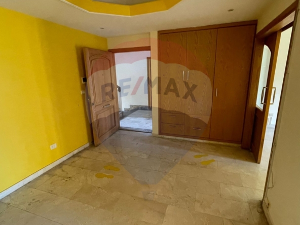 R9-1632 Apartment for Rent in Dam Wel Farez, Zone D – First Floor Luxury — Photo 5 of 6