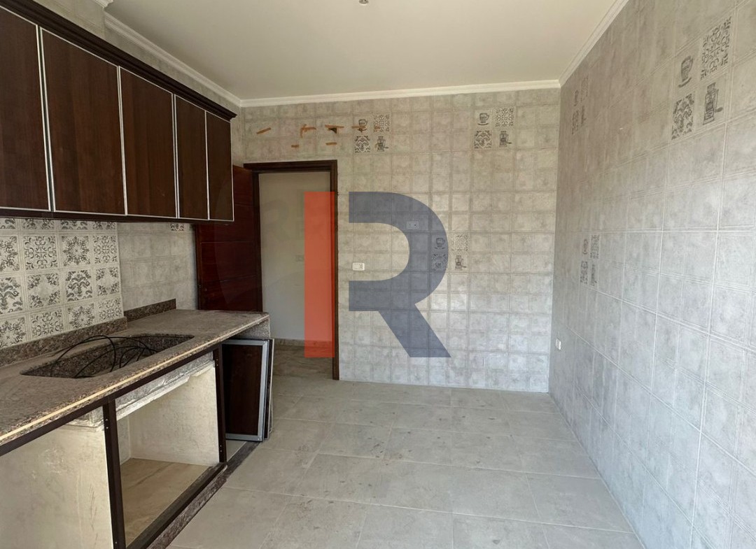 R9-1648 Brand new 135m² apartment on the 5th floor in Kobbeh — Photo 4 of 6