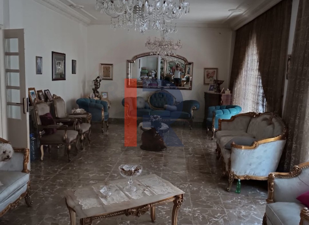 R9-1676 Apartment for Sale on Monla Street, Tripoli – 210 sqm Seventh-Floor Unit — الصورة 5 من 8