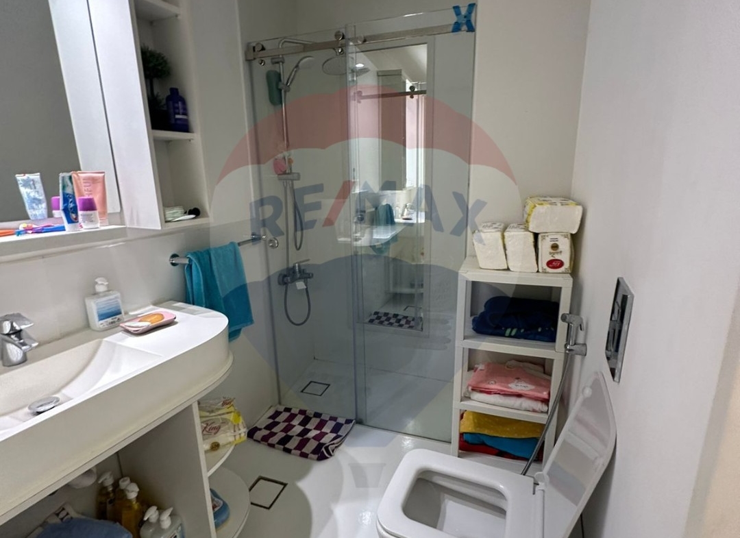R9-1426  Chalet for Sale in Miramar II ! — Photo 4 of 5