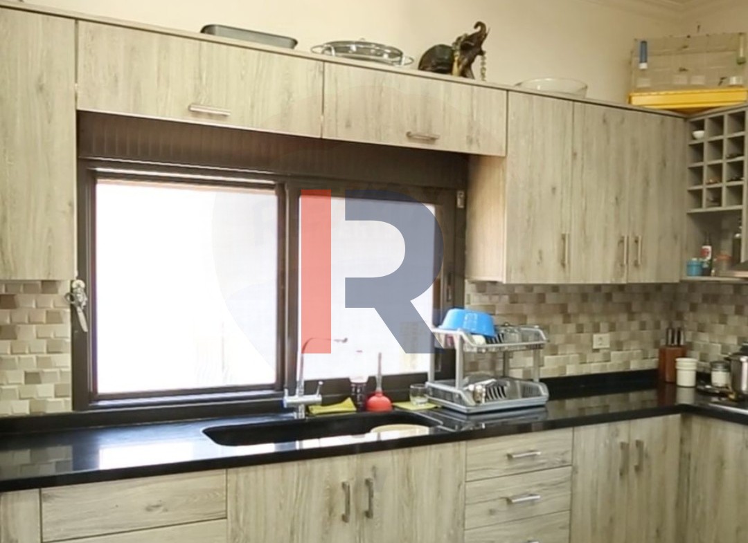 R9-1448 فيلا فاخرة R9-1448 في باترومين، الكورة! — الصورة 6 من 8