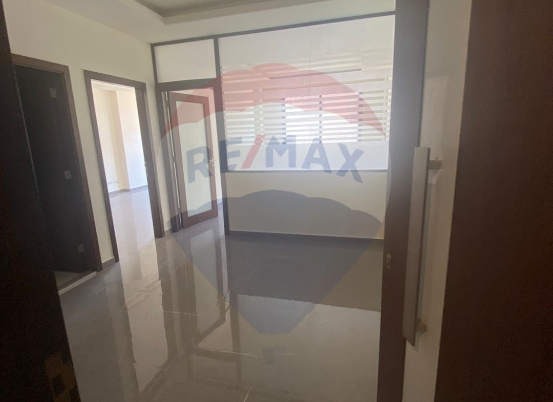 R9-1439  Spacious Office for Sale in Seht Nur-Tripoli! — Photo 5 of 6