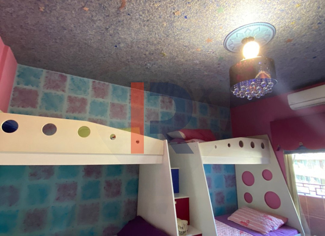 R9-1662  150 sqm Apartment for sale on a lively street ! — الصورة 12 من 14