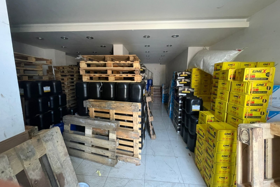R9-1437  Prime Shop for Sale in Mina - 58 sq! — Photo 5 of 6