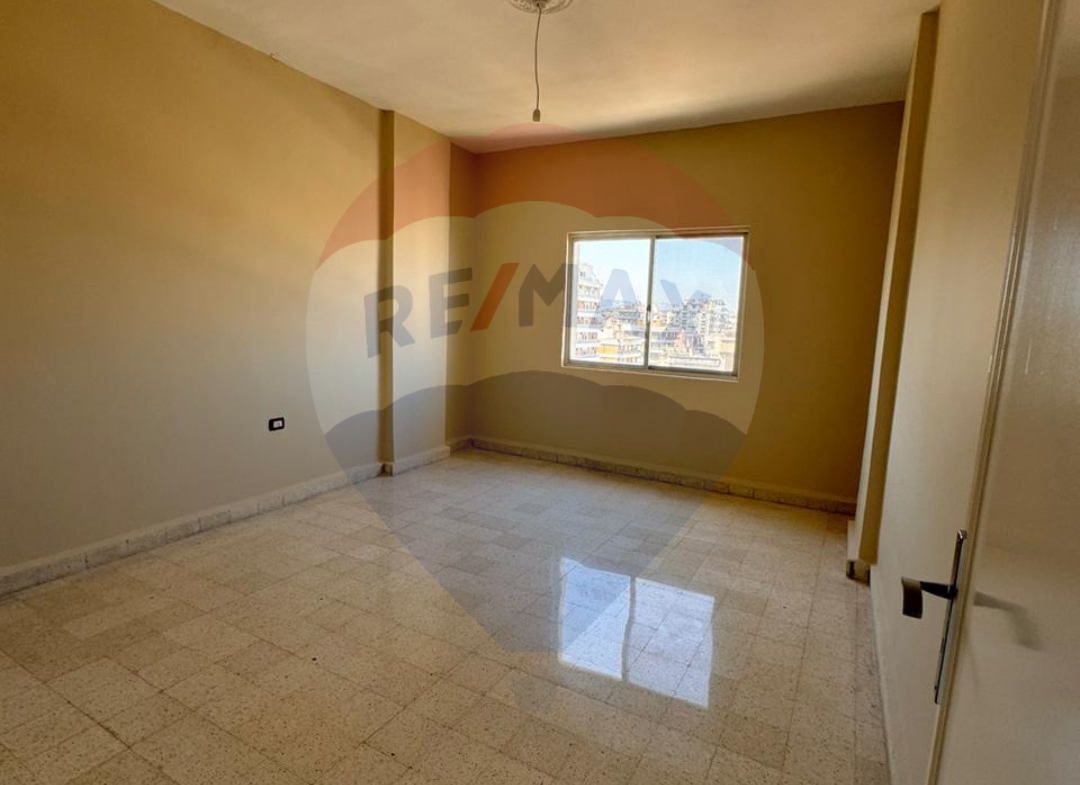 R9-1689 Apartment 220m for sale in Al Balha Street - Azmi — الصورة 4 من 5