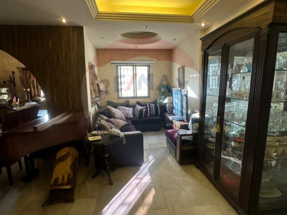R9-1690 Ground Floor Apartment 280m for sale in Btouratij - Koura — Photo 4 of 9