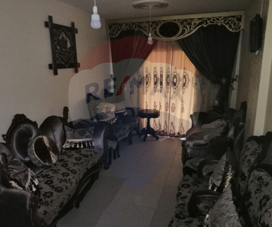 R9-1785  Apartment For Sale in Syr El Danniyeh - Souq Biqaasefrine — Photo 1 of 4