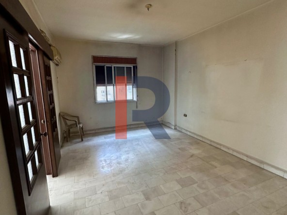 R9-1780 Apartment 240m for sale in Jamil Adra - Tripoli — الصورة 2 من 11