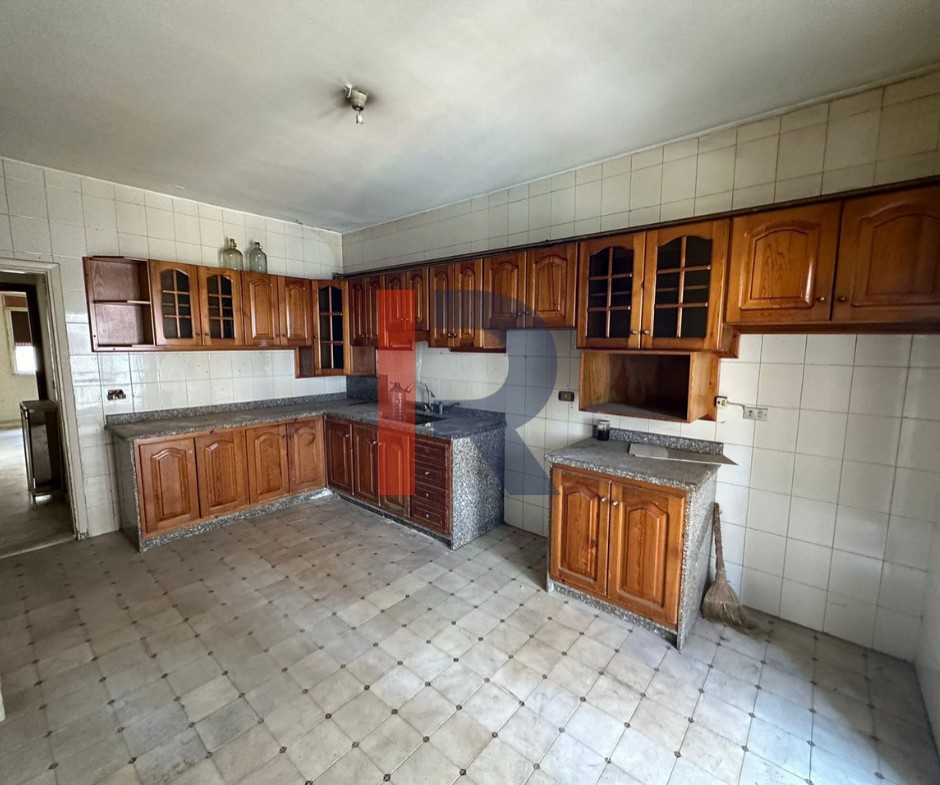 R9-1780 Apartment 240m for sale in Jamil Adra - Tripoli — الصورة 3 من 11