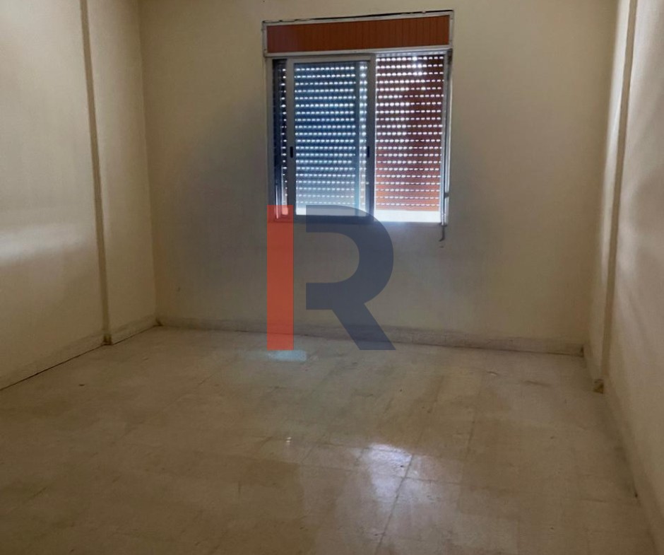 R9-1780 Apartment 240m for sale in Jamil Adra - Tripoli — الصورة 7 من 11