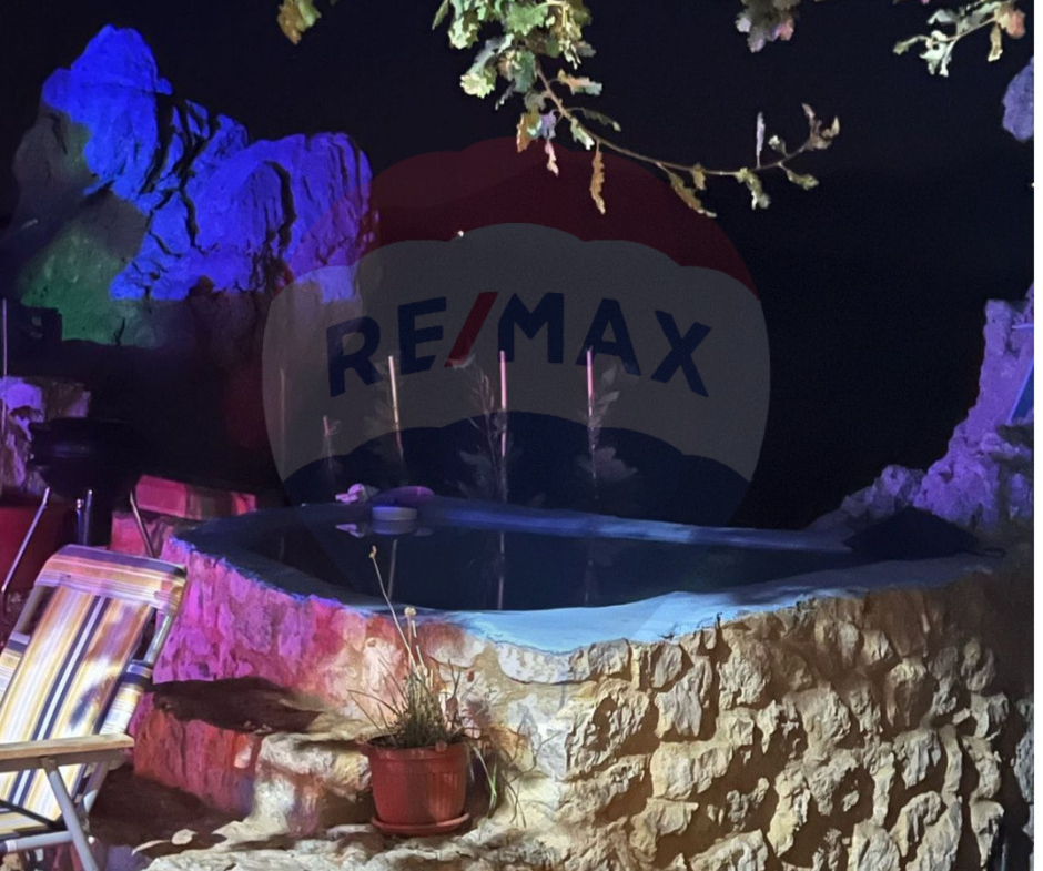 R9-1791 Land with 7 Chalets + Mountain View for sale in Tannourine Al Fawka — الصورة 7 من 8