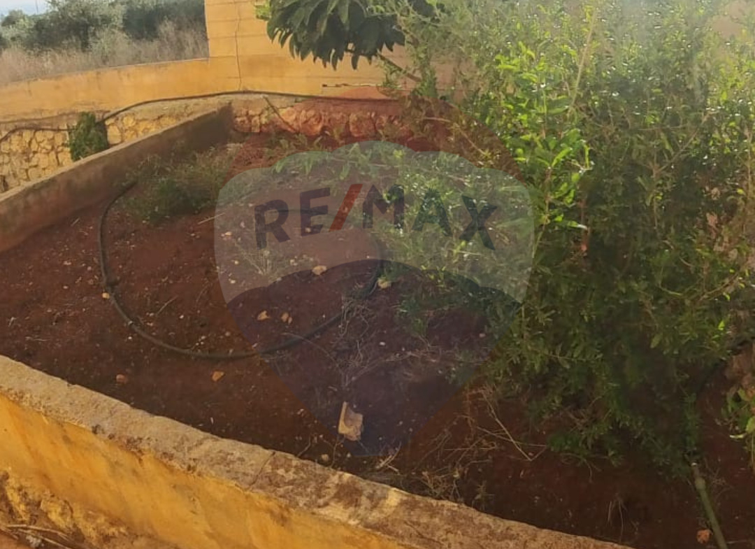 R9-1794 Apartment 100m with Small Garden for Sale in Abou Samra - Tripoli — Photo 10 of 10