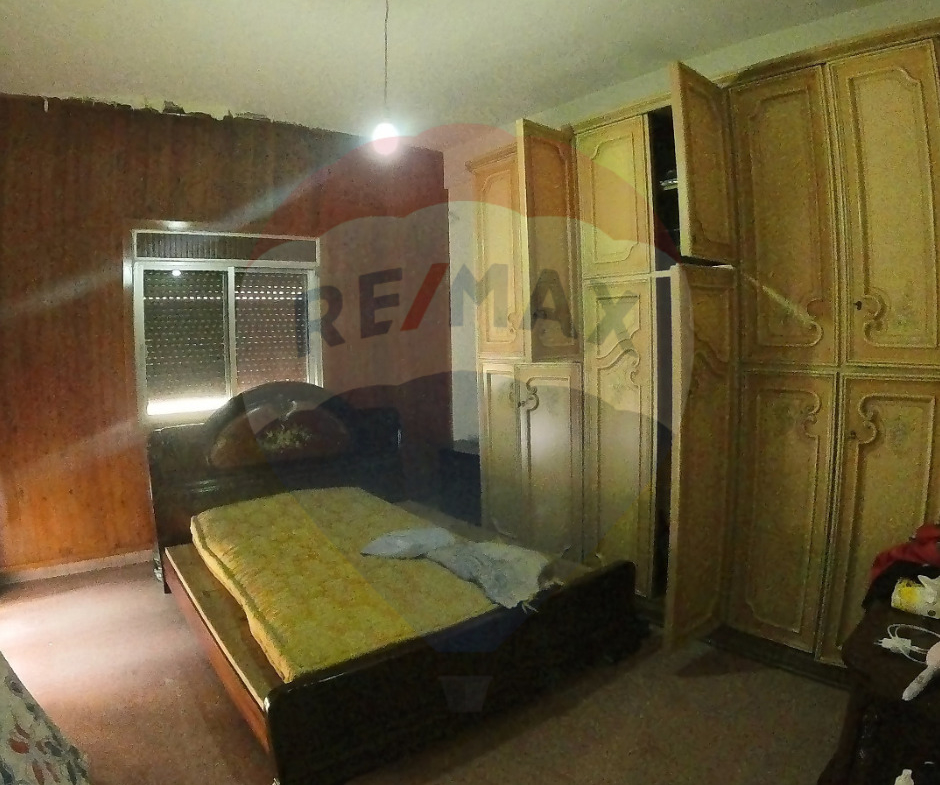 R9-1819  Spacious 300m Apartment for Sale in Al-Monla - Tripoli — الصورة 6 من 8