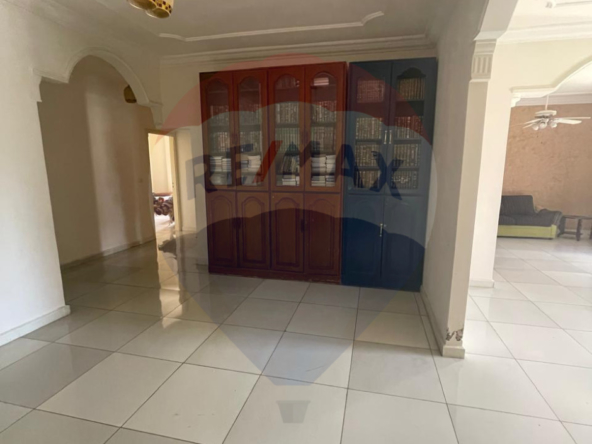 R9-1822 Apartment 200m for Sale near Al-Shiraa Square - Abou Samra — Photo 3 of 8