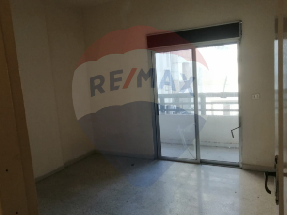 R9-1825 Apartment 170m for Sale in Azmi - Tripoli — الصورة 3 من 8
