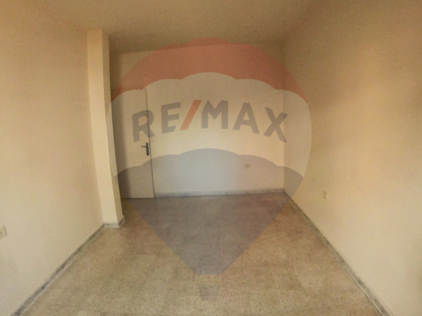 R9-1832  Apartment for Sale in Alma Zgharta — Photo 2 of 11