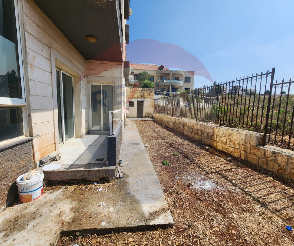 R9-1835 Ground Floor Apartment 160m with Garden for sale in Btouratij - Koura — الصورة 8 من 11