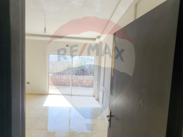R9-1835 Ground Floor Apartment 160m with Garden for sale in Btouratij - Koura — الصورة 4 من 11