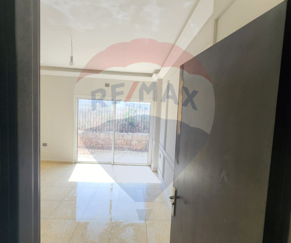 R9-1835 Ground Floor Apartment 160m with Garden for sale in Btouratij - Koura — الصورة 4 من 11