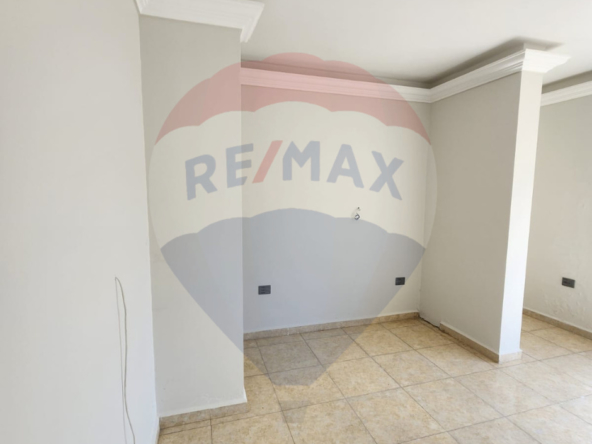 R9-1835 Ground Floor Apartment 160m with Garden for sale in Btouratij - Koura — الصورة 5 من 11