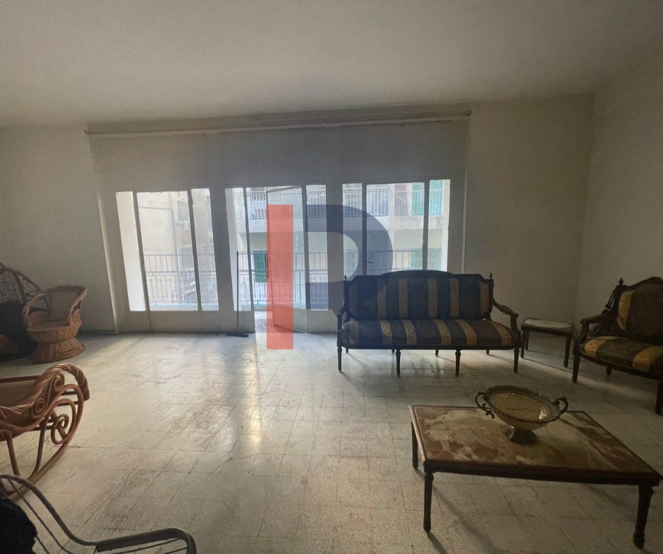 R9-1841 Spacious Apartment 190m for sale in Azmi - Tripoli — الصورة 2 من 3