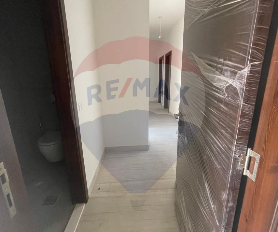 R9-1844 Brand New Apartment 165m for sale in Nakhleh - Koura — Photo 2 of 18