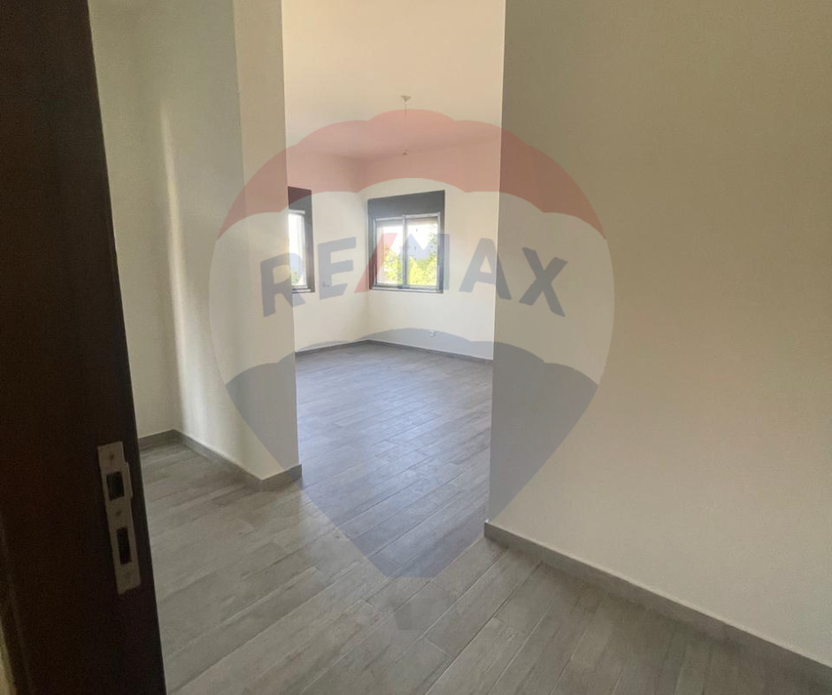 R9-1844 Brand New Apartment 165m for sale in Nakhleh - Koura — Photo 3 of 18