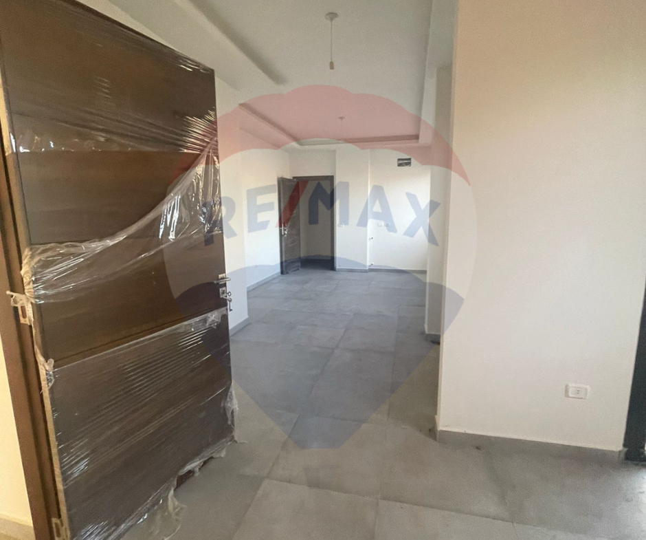 R9-1842 Brand New Ground Floor Apartment 145m with Garden for sale in Nakhleh - Koura — الصورة 2 من 8