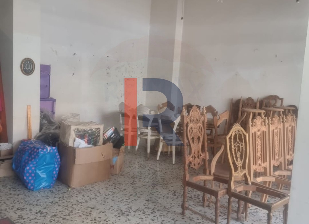R9-1817 Gallery 200m for Rent in El Mina - Tripoli — الصورة 4 من 5