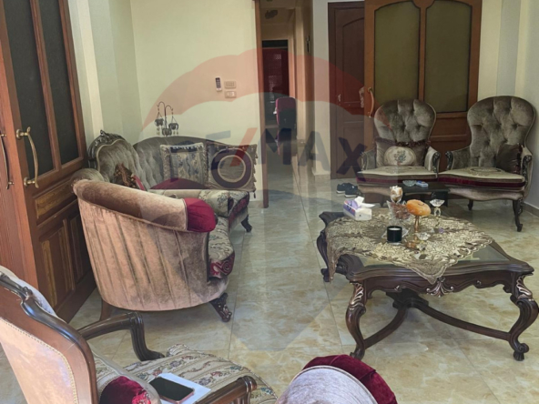 R9-1887 Apartment 144m for sale in Mafraq Al Helweh - Abou Samra — Photo 3 of 10