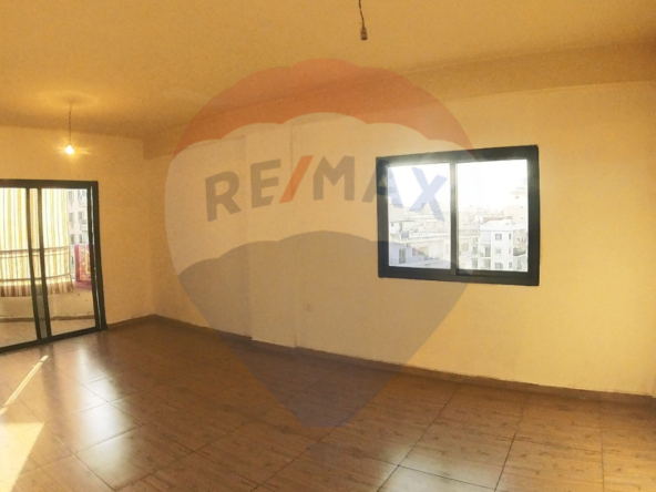 R9-1894 Apartment 130m for sale in Sahat Al-Shiraa - Abou Samra — الصورة 2 من 10