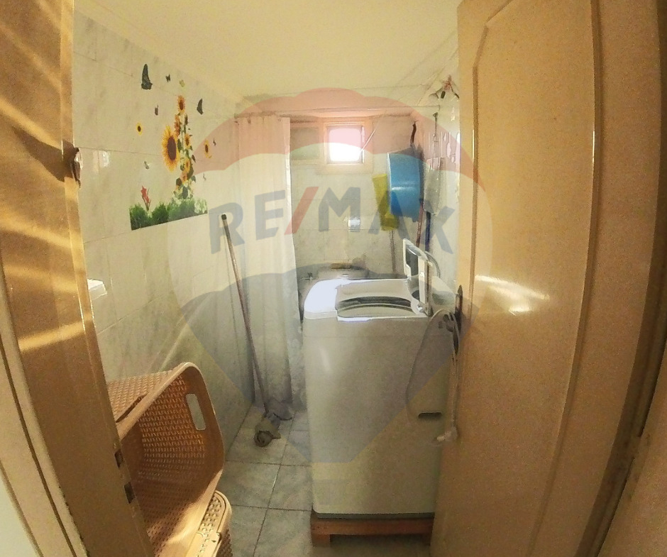 R9-1896 Apartment for Sale in Abu Samra Islah Street — Photo 4 of 9
