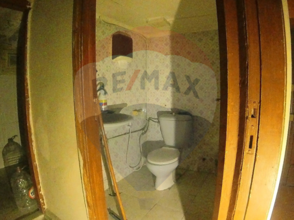 R9-1899 House and Shop for Sale in Zahriyeh - Tripoli — Photo 3 of 8