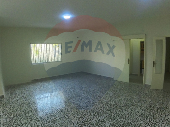 R9-1914 Apartment for Sale in Amioun Koura — Photo 3 of 13