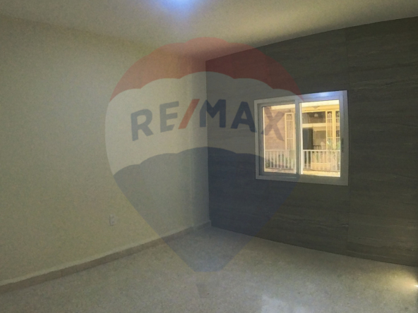 R9-1914 Apartment for Sale in Amioun Koura — Photo 4 of 13