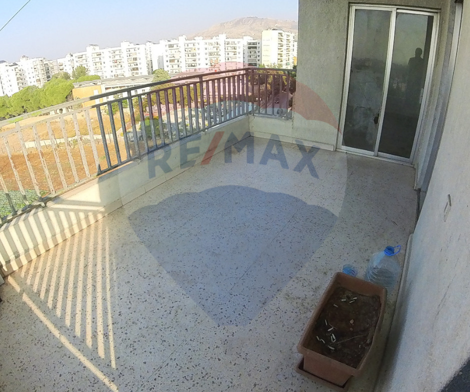 R9-1914 Apartment for Sale in Amioun Koura — Photo 9 of 13