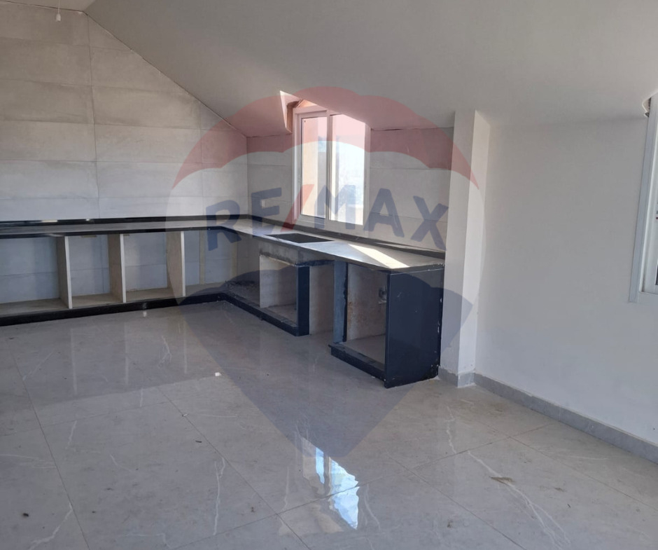 R9-1948 Charming  Jamalon for Sale in Btouratij, Koura — الصورة 3 من 6