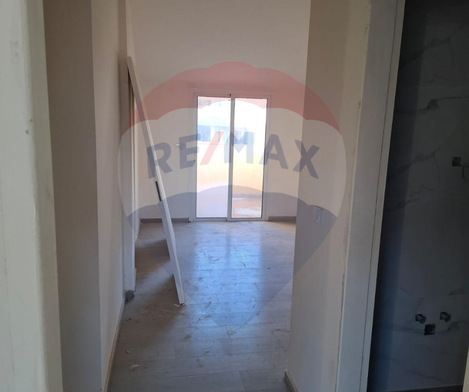 R9-1948 Charming  Jamalon for Sale in Btouratij, Koura — الصورة 5 من 6