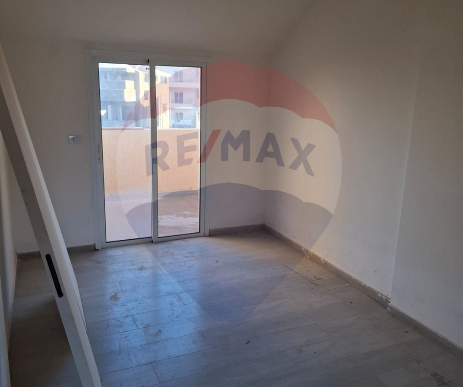 R9-1948 Charming  Jamalon for Sale in Btouratij, Koura — الصورة 6 من 6