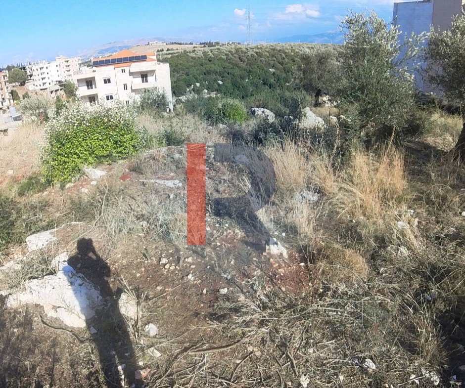 R9-1950 Land 1285m² for Sale in Btouratij, Koura — الصورة 2 من 4