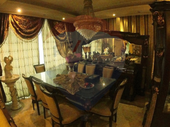 R9-1953  Spacious Apartment 220m for Sale in Boulevard - Tripoli — الصورة 3 من 12
